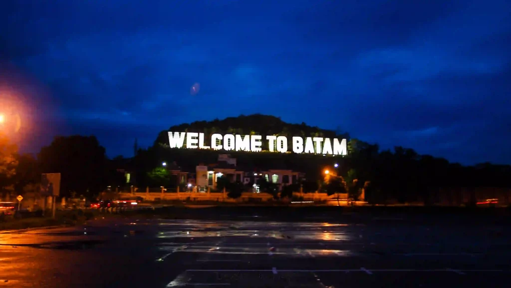 Welcome batam 2016 iveta inaray CC BY SA